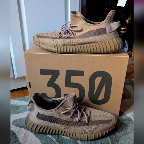 Yeezy Boost 350 V2 Earth FX9033